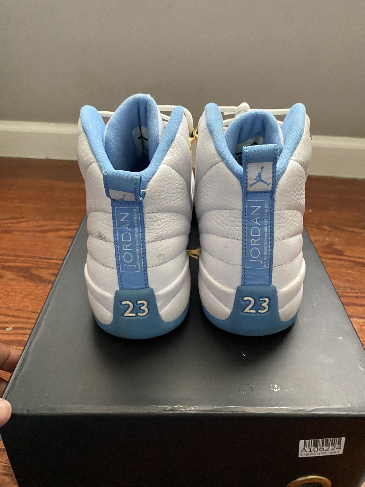 Jordan Brand Air Jordan 12 University Blue Size US 9 / EU 42 - 4 Thumbnail