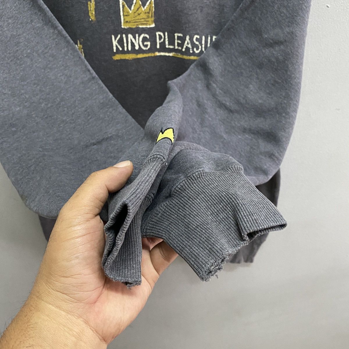 Uniqlo Vintage Jean Michel Basquiat Embroidered Zipper Hoodie Size US S / EU 44-46 / 1 - 4 Thumbnail