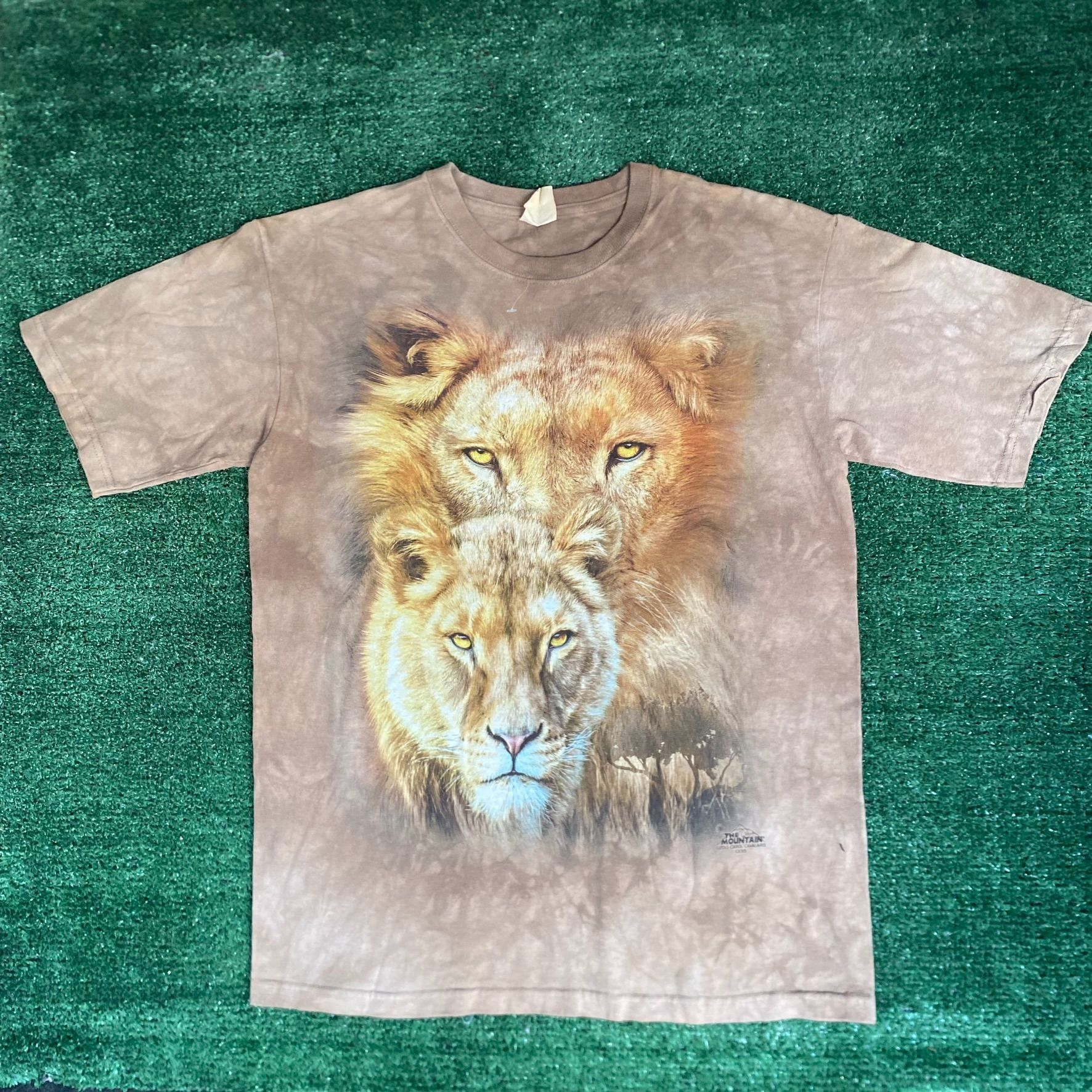 The Mountain Vintage Y2K Lions Nature Shirt Animal The Mountain Tan Tee Size US M / EU 48-50 / 2 - 1 Thumbnail