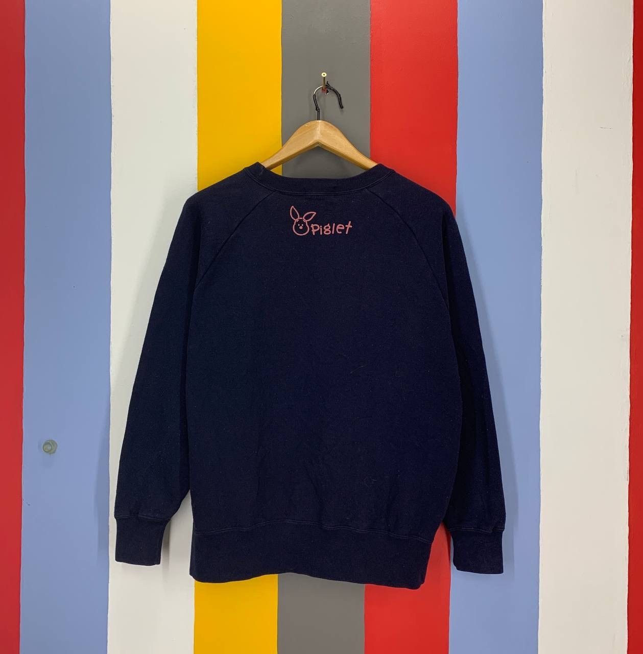 Disney Vintage POOH by TOKYO DISNEY RESORT Sweatshirt #2085/16 Size US L / EU 52-54 / 3 - 9 Thumbnail
