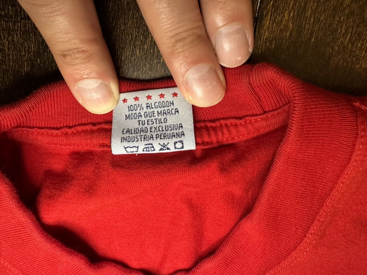 Vintage Peru Embroidered T Shirt Red Short Sleeve Rutsbel Tag-Large Size US L / EU 52-54 / 3 - 4 Thumbnail