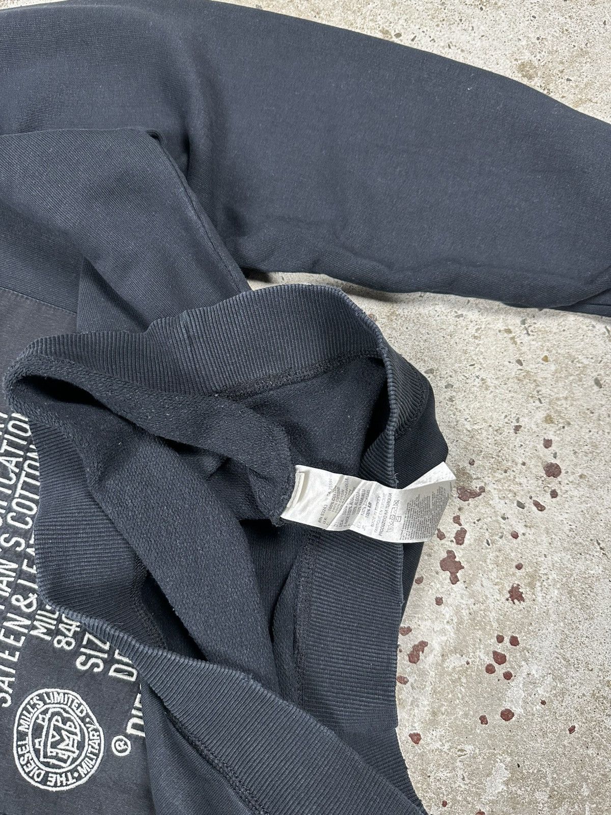 Diesel × Vintage Vintage Y2K Diesel Flying Cougar Distressed Black Crewneck Size US L / EU 52-54 / 3 - 8 Thumbnail