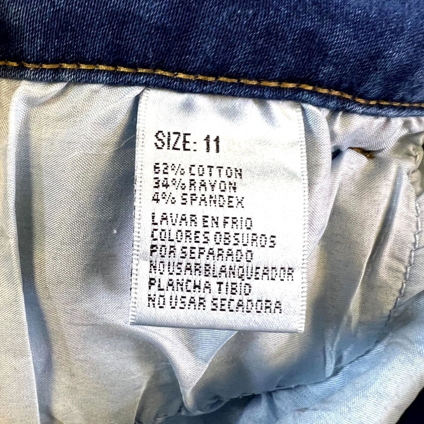 Vintage Bamboo Skinny Jeans Women's 11 Blue Cotton Denim Travel Faded Stretch Jeans Size 32" / US 10 / IT 46 - 6 Thumbnail