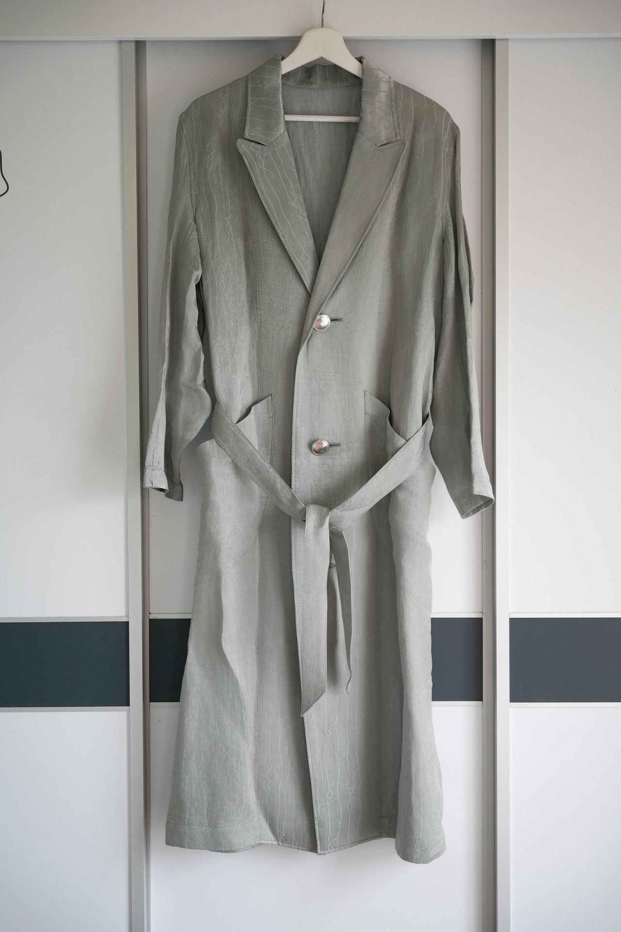 image of Sulvam 20Ss Silver Silk Belted Coat in White, Men's (Size Small)