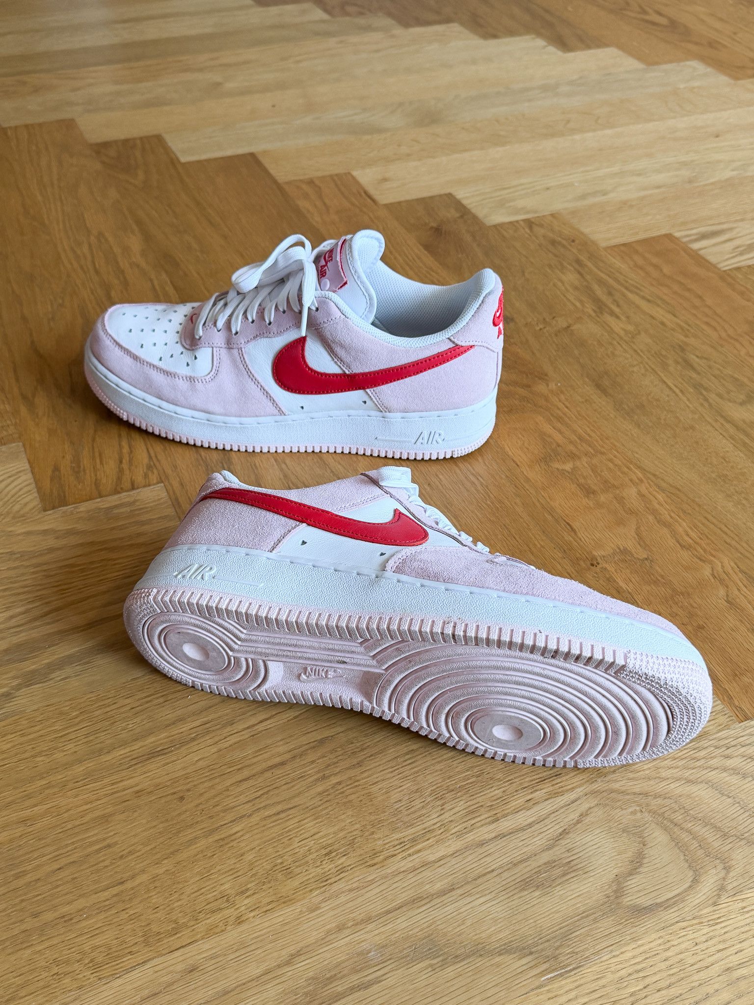 Nike Nike Air Force 1 Valentine's Day Love Letter Sneakers Size US 11 / EU 44 - 5 Thumbnail
