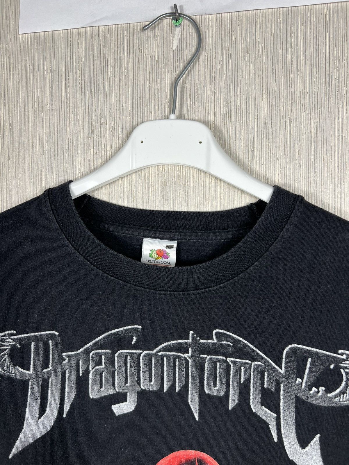 Band Tees Vintage Dragonforce punch in your face hand blood print tee Size US L / EU 52-54 / 3 - 5 Thumbnail