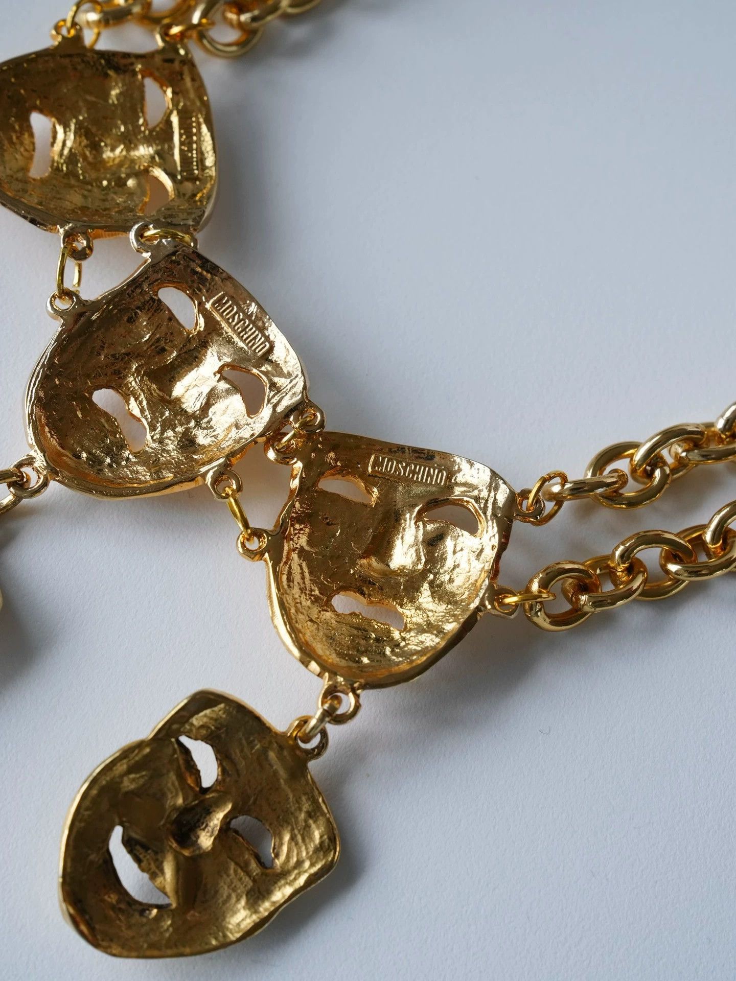 Moschino Moschino 90s Vtg Tragedy & Comedy Mask Necklace Size ONE SIZE - 3 Thumbnail