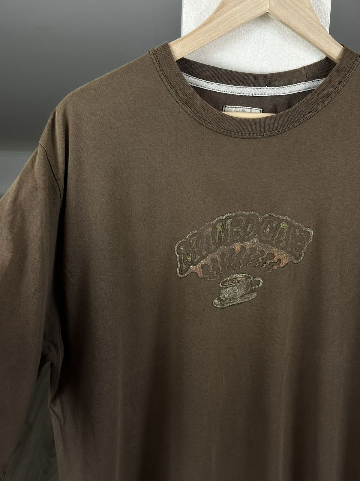 Vintage Vintage Mambo Cafe Brown Sun Faded Tee Shirts Surf Size US L / EU 52-54 / 3 - 3 Thumbnail