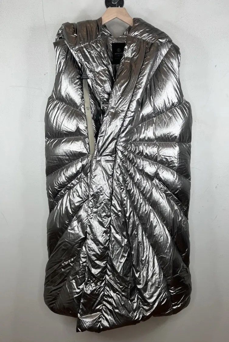 Moncler × Rick Owens Long Metallic Gilet Size US S / EU 44-46 / 1 - 6 Thumbnail