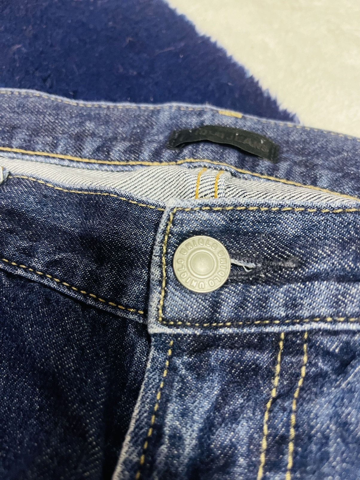 Japanese Brand × Uniqlo Uniqlo Selvedge Distressed Jeans (15) Size US 36 / EU 52 - 13 Thumbnail