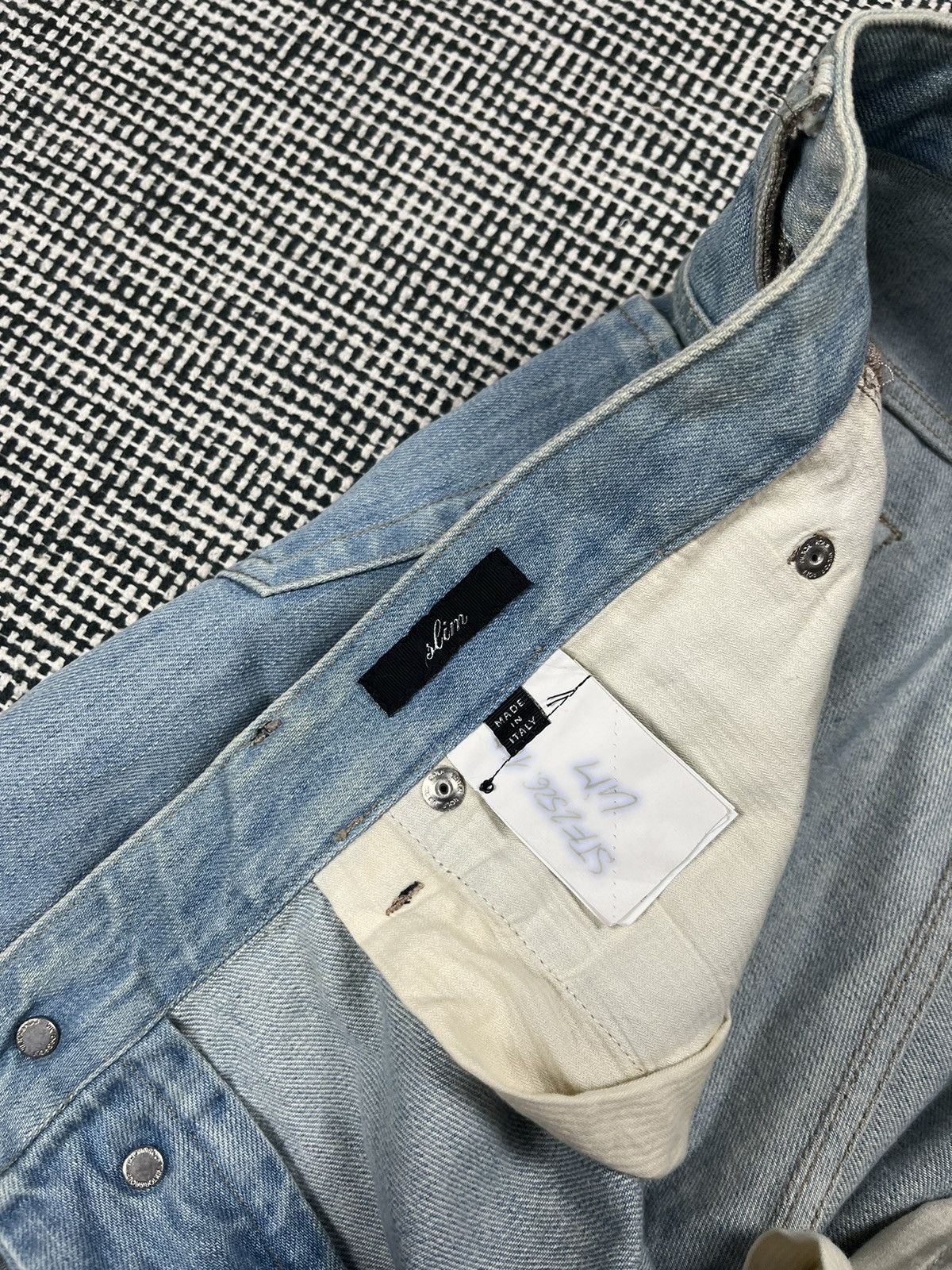 Viktor & Rolf Viktor & Rolf designer distressed washed slim jeans Size US 34 / EU 50 - 4 Thumbnail
