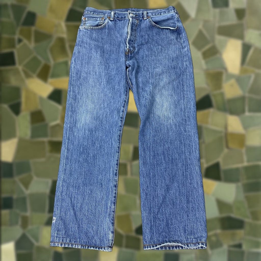 Levi's VINTAGE Levi's 501 Jeans Mens Straight Denim Button Fly 34x29 Blue Distressed" Size US 34 / EU 50 - 1 Thumbnail