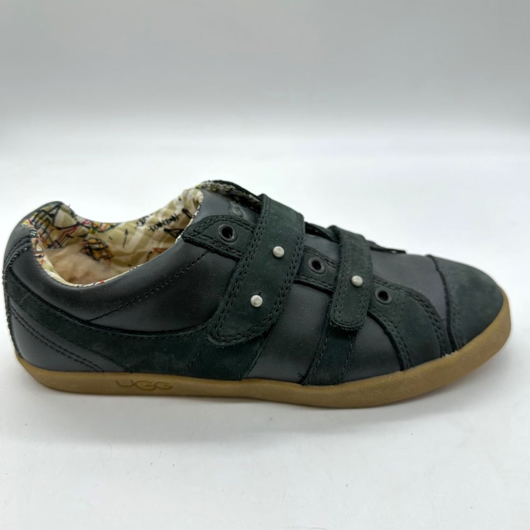 Ugg UGG Landry Black Leather Sneakers Women's Size 5 Hook & Loop Closure Sneakers Size US 5 / IT 35 - 4 Thumbnail