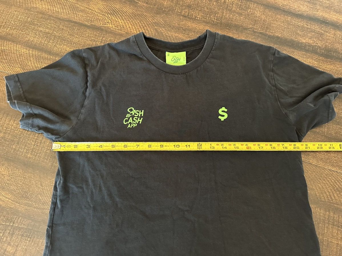 Other Cash by Cash App Black Short Sleeve Shirt Promo Size-Large Size US L / EU 52-54 / 3 - 6 Thumbnail