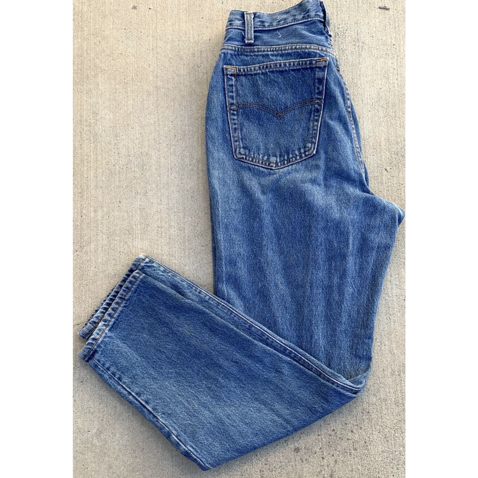 Levi's VINTAGE Levi's 501 Jeans Juniors For Her Size 13 29.5 in Waist 29 in Inseam Blue 5-Pocket Denim 100% Cotton Button Jeans Womens Boys Girls Size 34" / US 12 / IT 48 - 3 Thumbnail