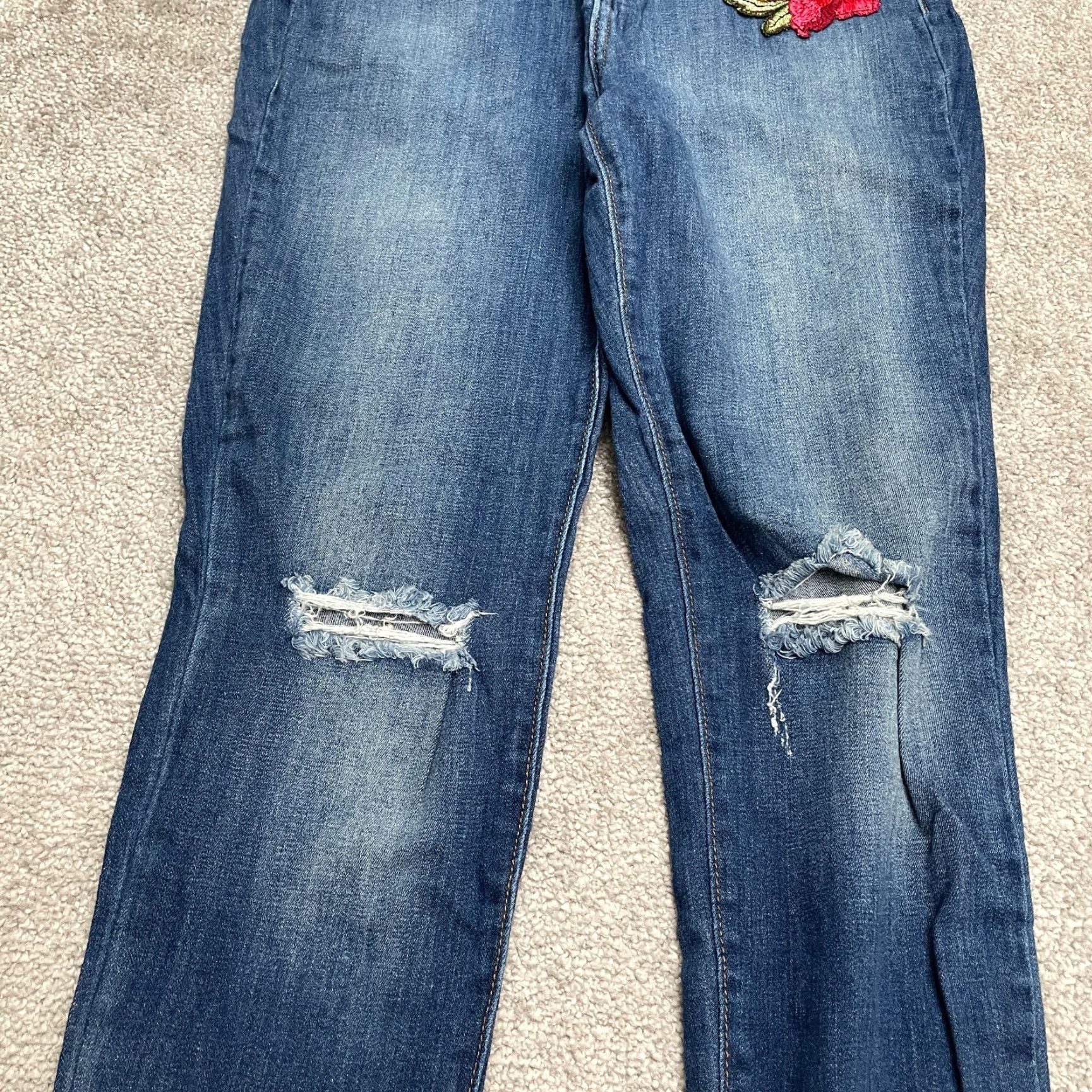 Vintage Sneak Peek Jeans Juniors 11 Distressed Embroidered Denim Blue High Rise 26x27 Boyfriend Regular Women's Vintage No? Size 32" / US 10 / IT 46 - 5 Thumbnail