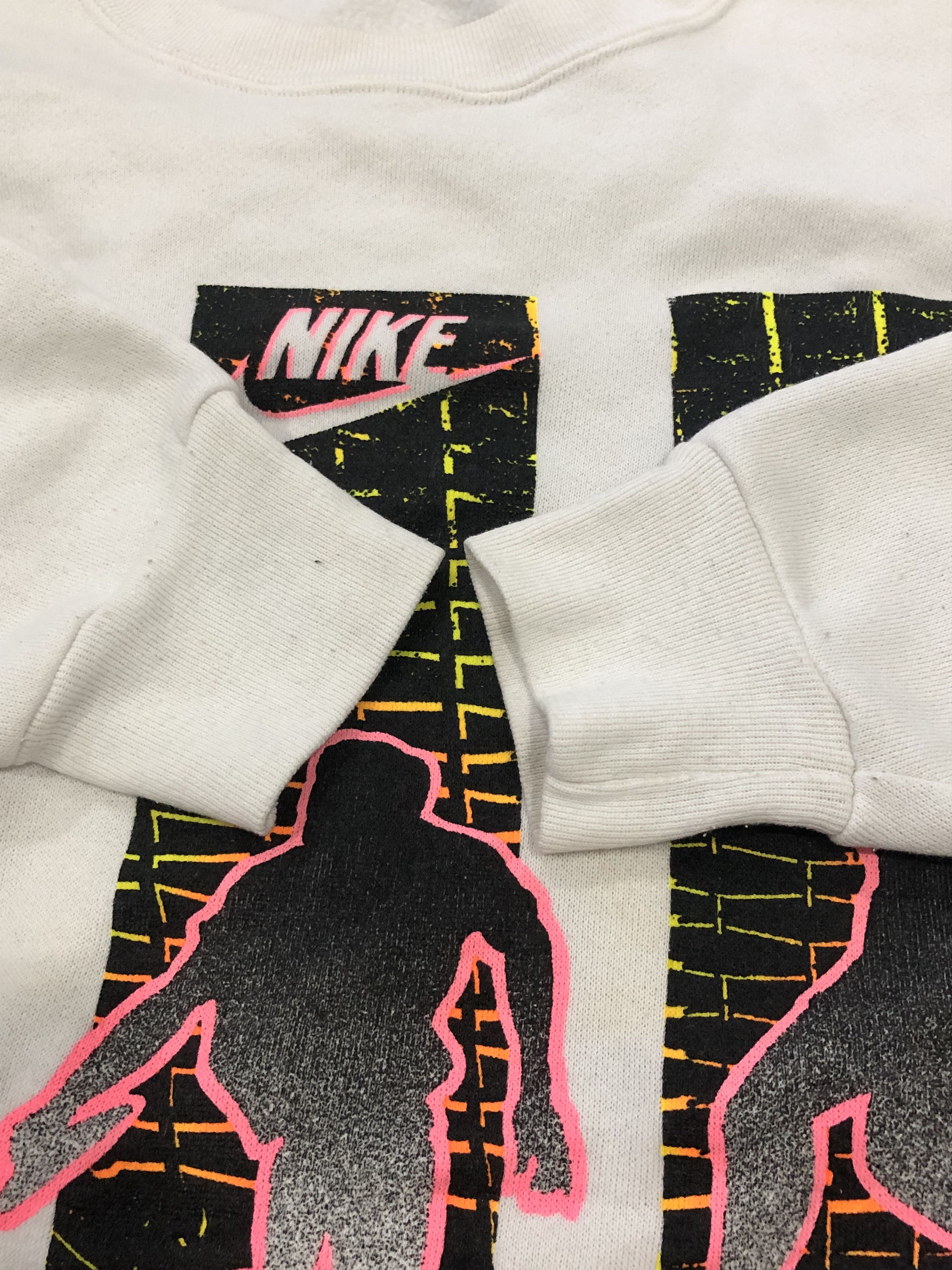 Nike × Vintage Vintage 90s Nike Gray Tag Sweatshirt Size US M / EU 48-50 / 2 - 5 Thumbnail