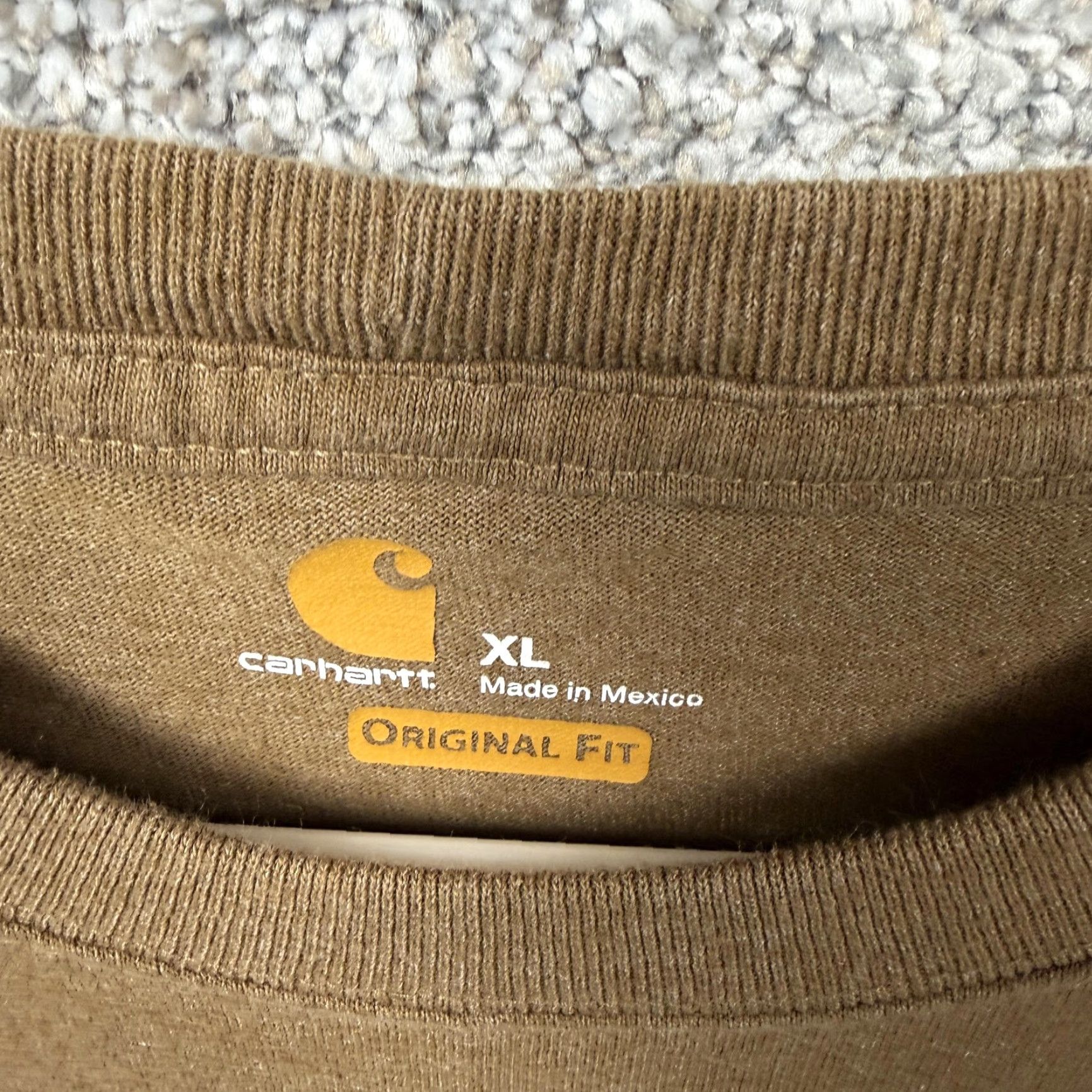 Carhartt Carhartt Shirt Mens XL Brown Heavyweight Pocket Tee Original Fit K87 Workwear Size US XL / EU 56 / 4 - 4 Thumbnail