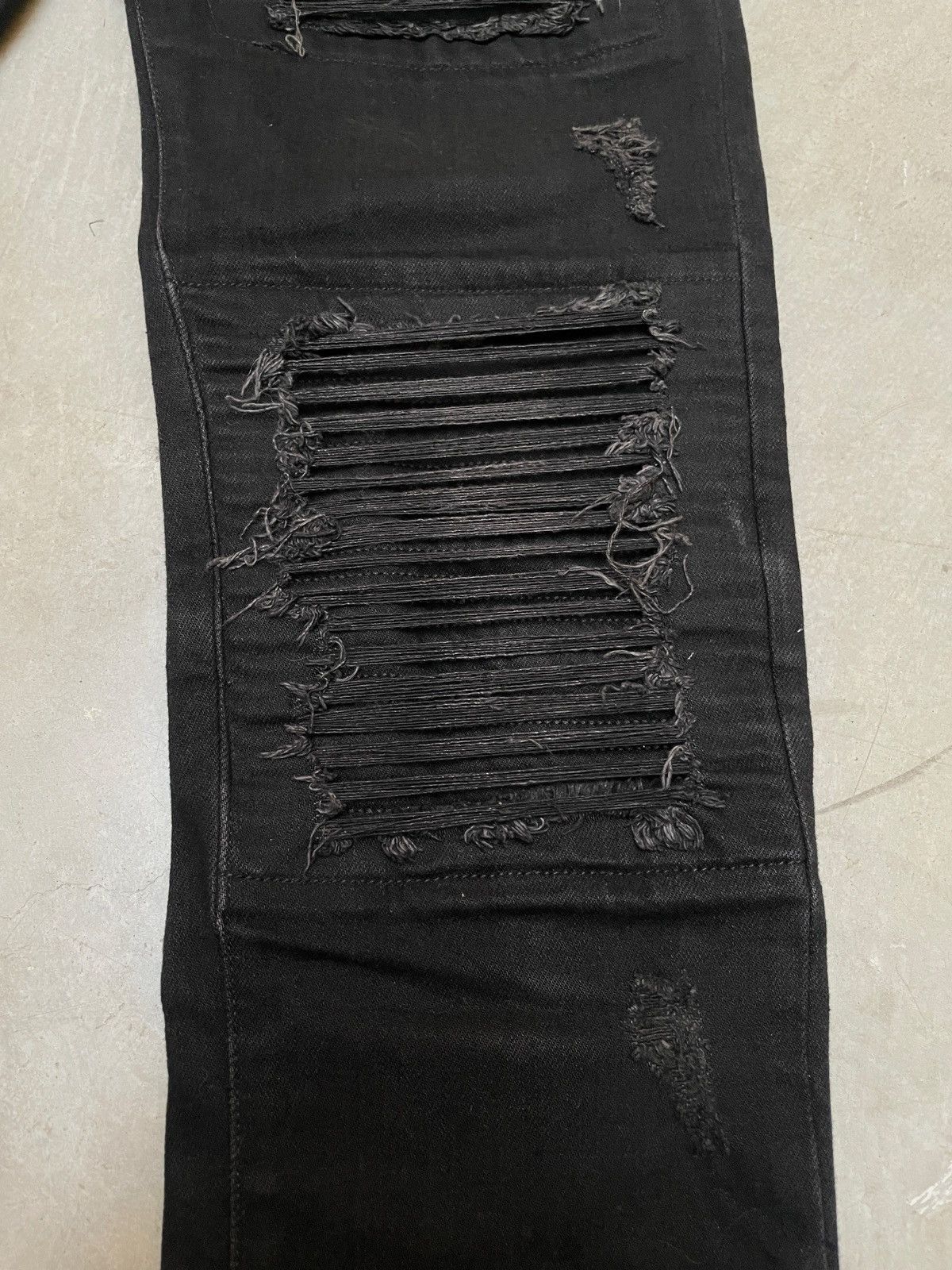 Marcelo Burlon Marcelo Burlon Distressed Black Denim Jeans 30 Italy Size US 30 / EU 46 - 7 Thumbnail
