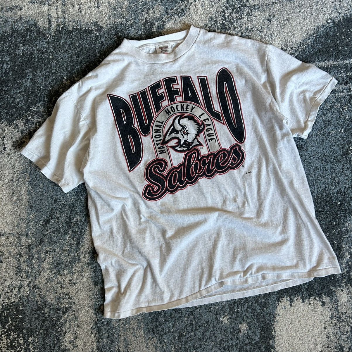 Vintage 90s ONEiTA SLUBBY SiNGLE STiTCH BUFFALO SABRES XL NHL Size US XL / EU 56 / 4 - 13 Thumbnail