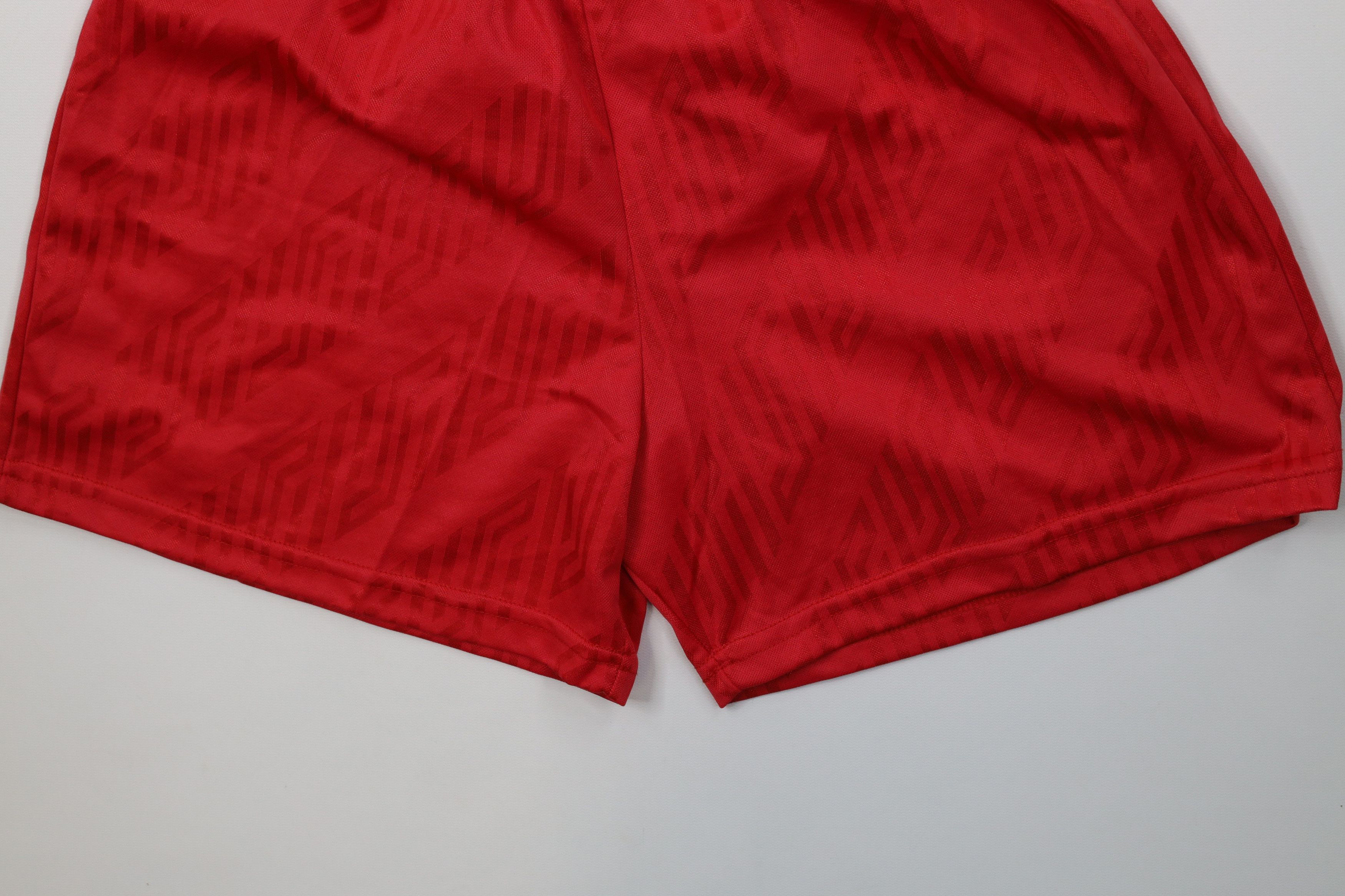Vintage Vintage 90s Streetwear Soccer Shorts Red Polyester USA Size US 30 / EU 46 - 4 Thumbnail