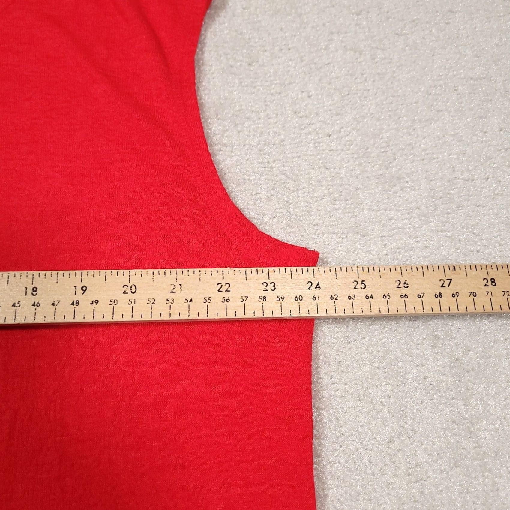 Vintage Terra&Sky Blouse Womens 1X Red Sleeveless Scoop Neck Slit Back Floral Casual Plus SizeMade in Indonesia Size XL / US 12-14 / IT 48-50 - 4 Thumbnail