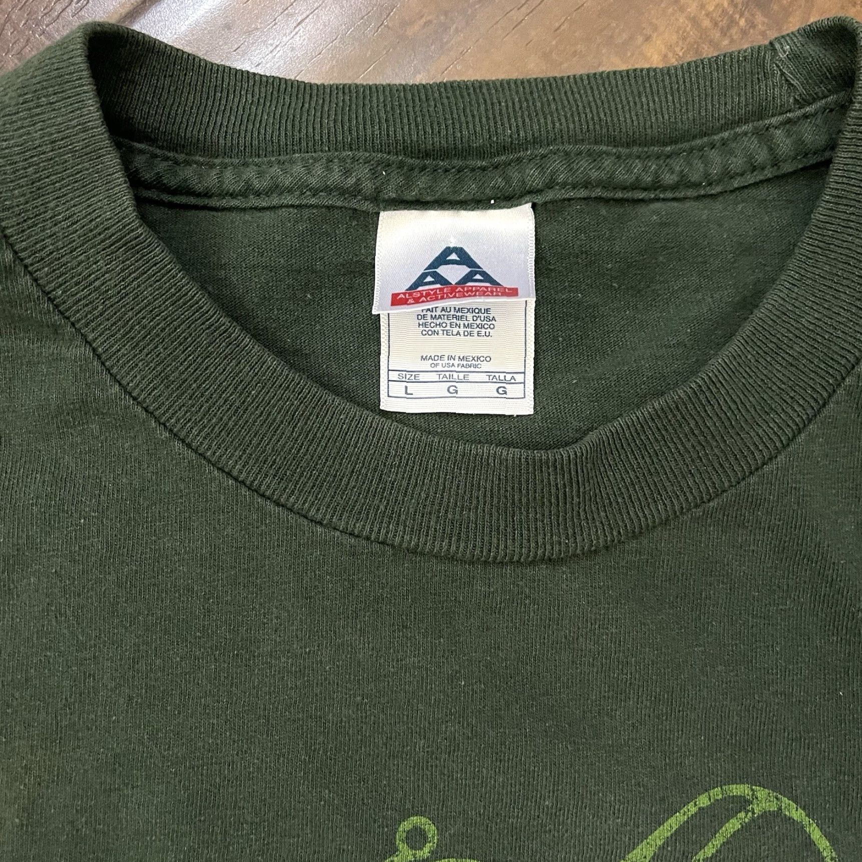 Vintage VINTAGE Alstyle Mickey's Malt Liquor Graphic Print T-Shirt Adult Large Green 90s Beer Hip Hop Mens Size US L / EU 52-54 / 3 - 3 Thumbnail