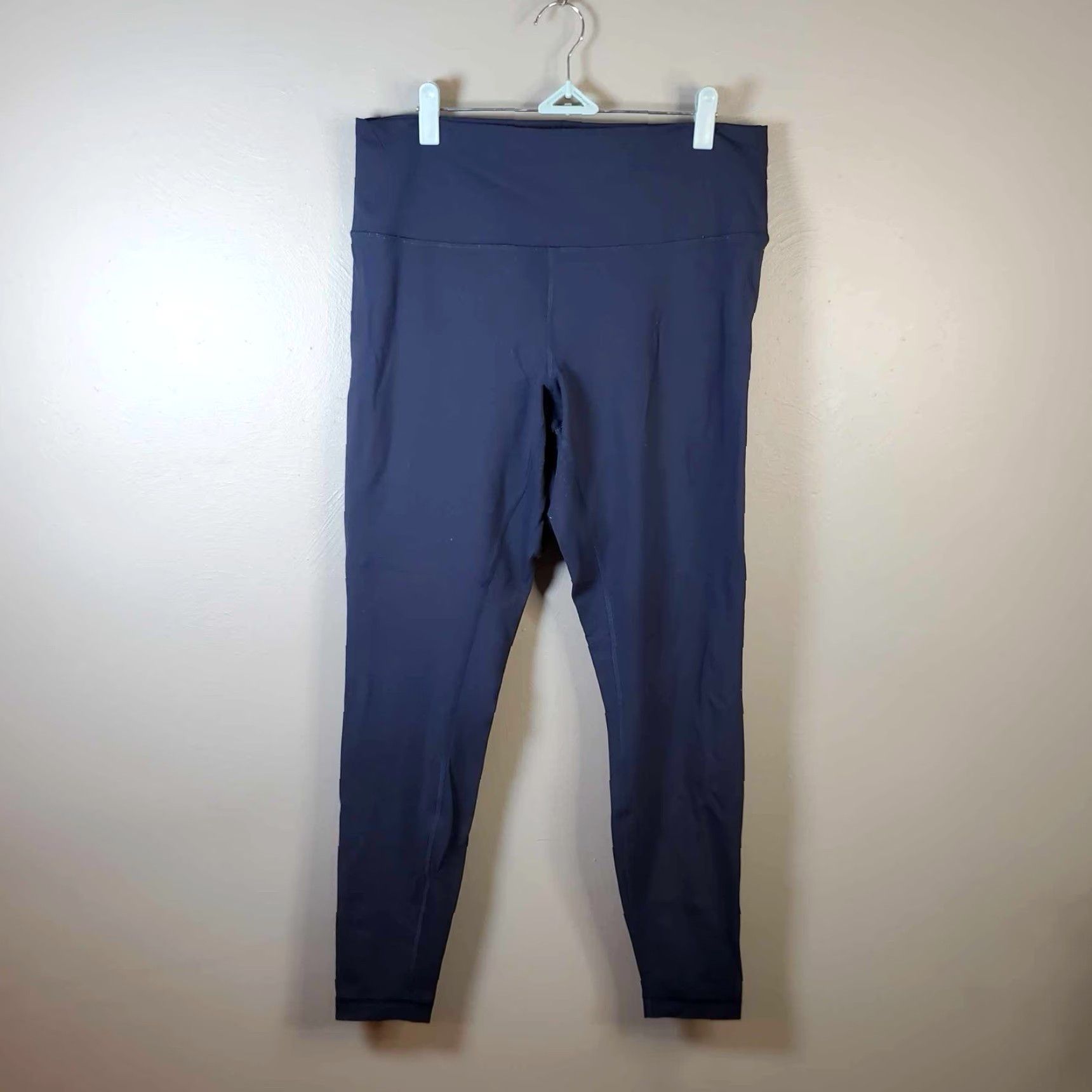 Lululemon Lululemon Leggings Women's Regular 10 Blue 32 x 28 Inseam Hidden Pocket Snug Fit Activewear Compression Size 32" / US 10 / IT 46 - 6 Thumbnail