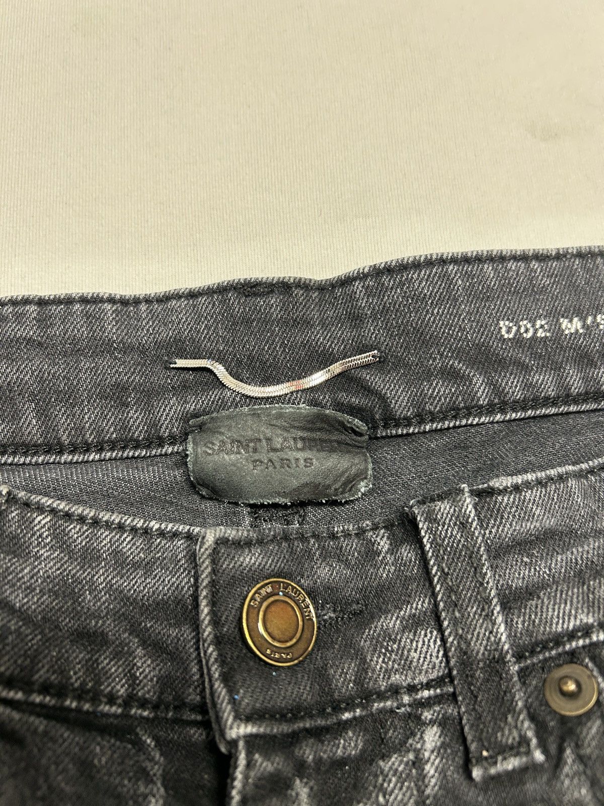 Saint Laurent Paris FW2018 D02 Distressed Waxed Denim Size US 30 / EU 46 - 4 Thumbnail