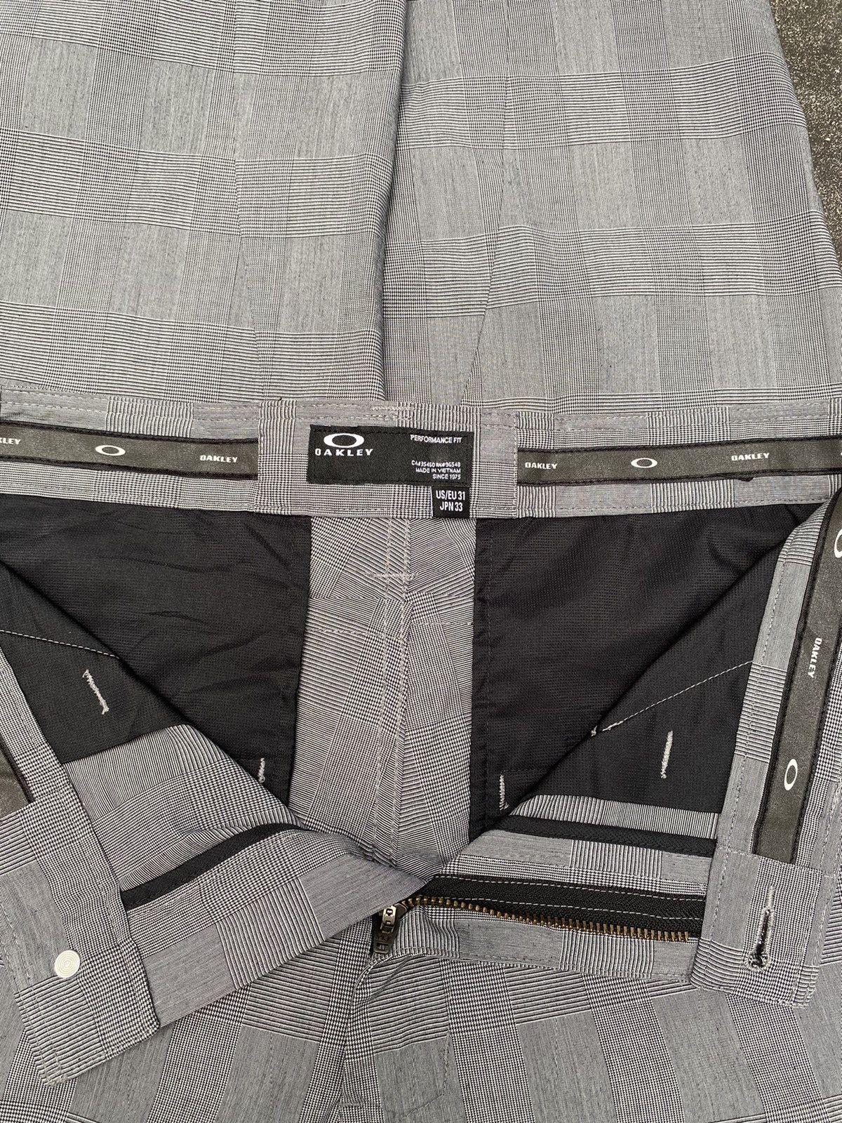 Oakley Oakley Hydrolix Cropped Pants Size US 31 - 6 Thumbnail