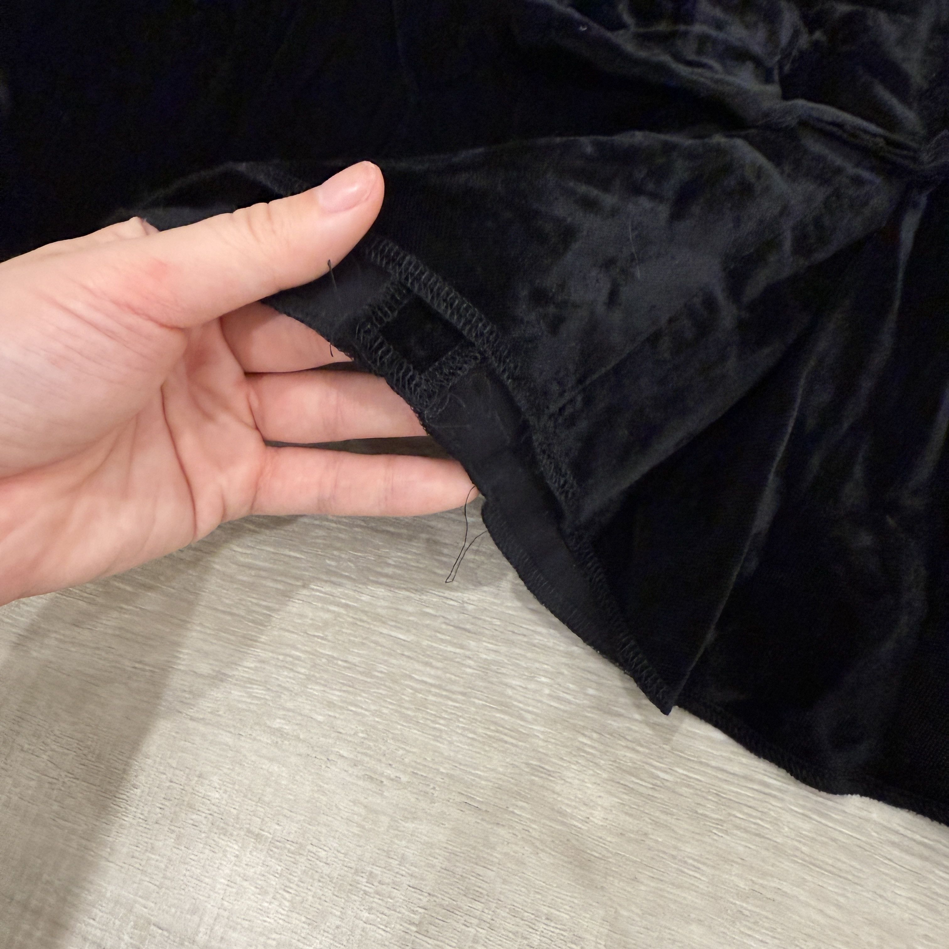 Comme des Garcons Comme des Garcons Black Velvet Skirt Size 25" / US 0 / IT 36 - 10 Thumbnail