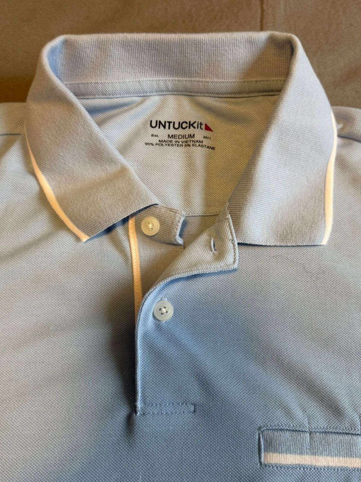 UNTUCKit Lot Of 2 Untuckit Short Sleeve Shirts Golf Polo & Button Up Size US M / EU 48-50 / 2 - 8 Thumbnail