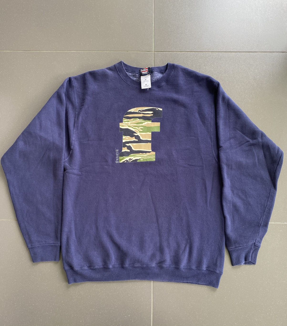 FUCT Fuct F logo tiger stripe crewneck Size US L / EU 52-54 / 3 - 1 Thumbnail