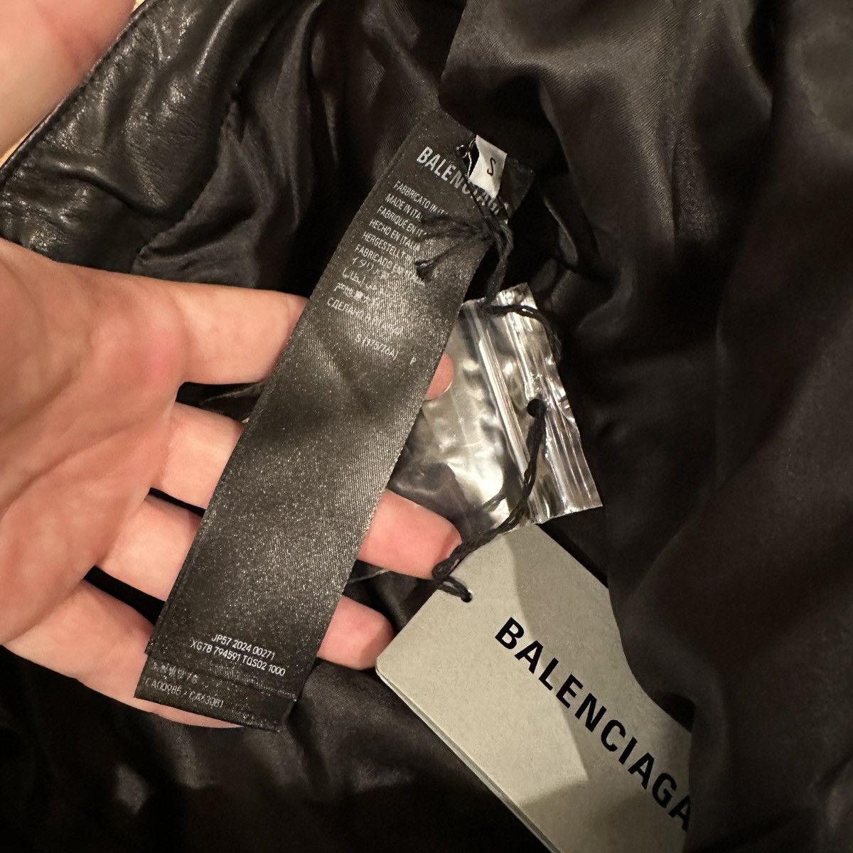 Balenciaga PIERCED BAGGY LEATHER PANTS Size US 32 / EU 48 - 8 Thumbnail