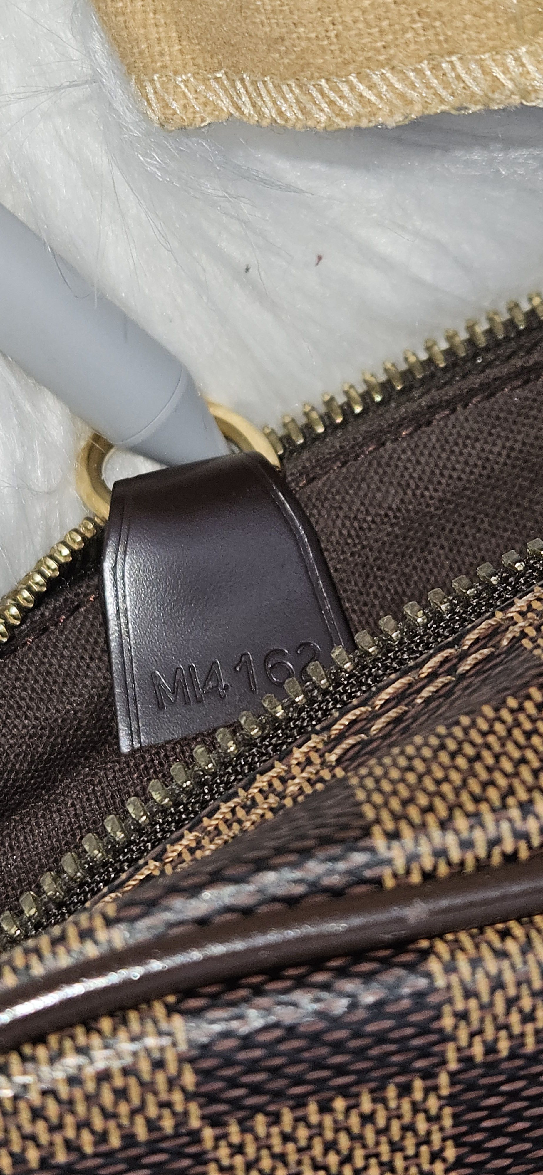 Louis Vuitton Louis Vuitton Damier Ebene Shelton MM Messenger Bag Size ONE SIZE - 2 Thumbnail