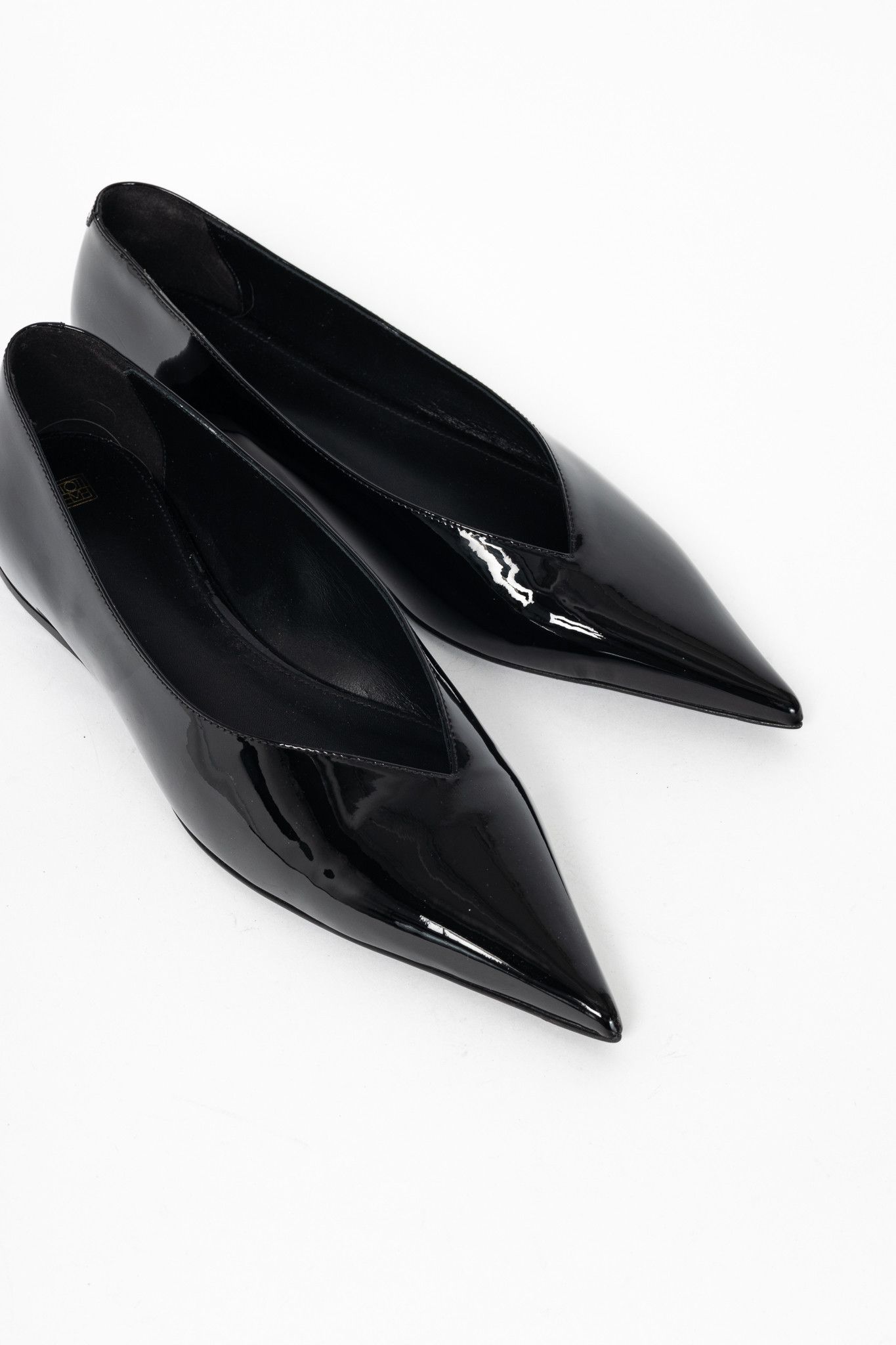 Toteme Toteme "The Patent Asymmetric" Pointed-Toe Ballet Flats Size US 8.5 / IT 38.5 - 6 Thumbnail