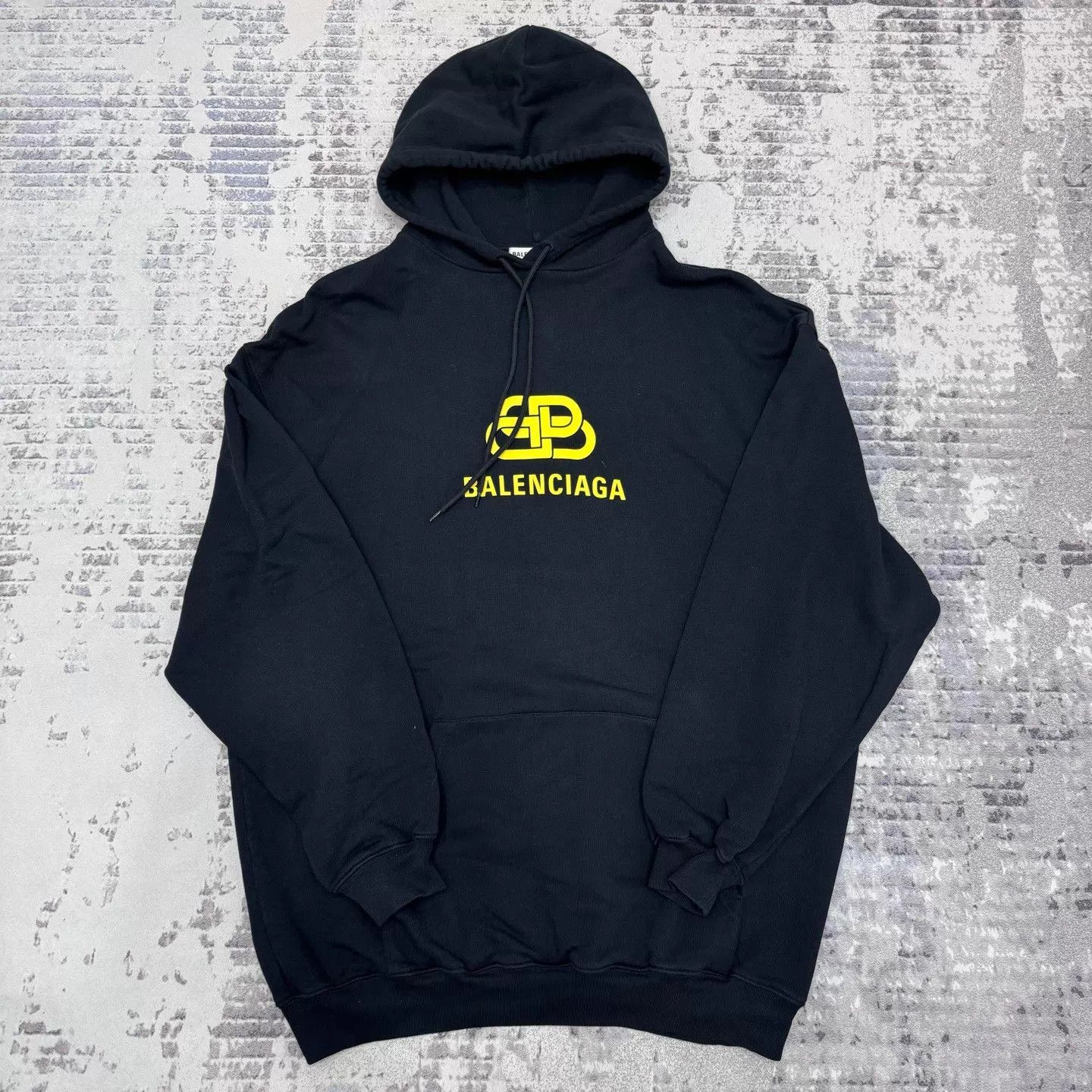 Balenciaga Balenciaga padlock hoodie black and yellow XS Size US XS / EU 42 / 0 - 1 Thumbnail
