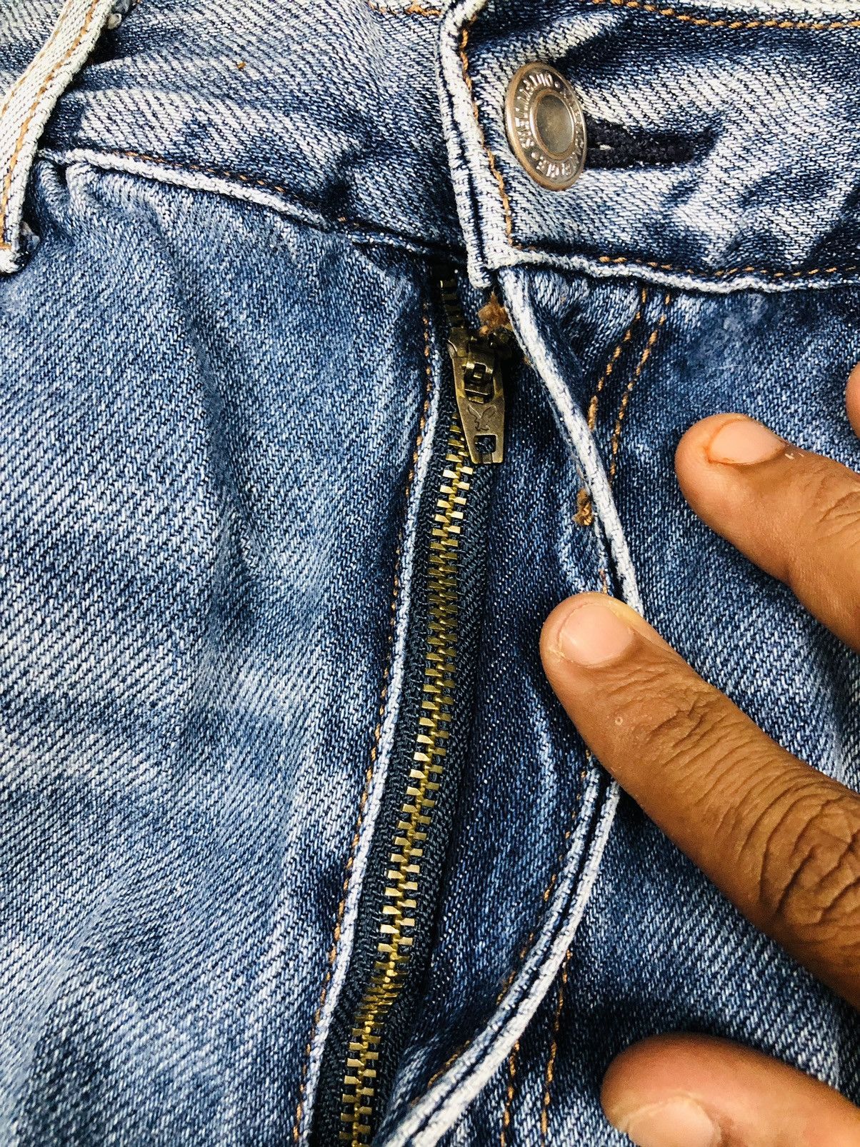 American Eagle Outfitters American Eagle Patch Design Jeans (35) Size US 30 / EU 46 - 8 Thumbnail