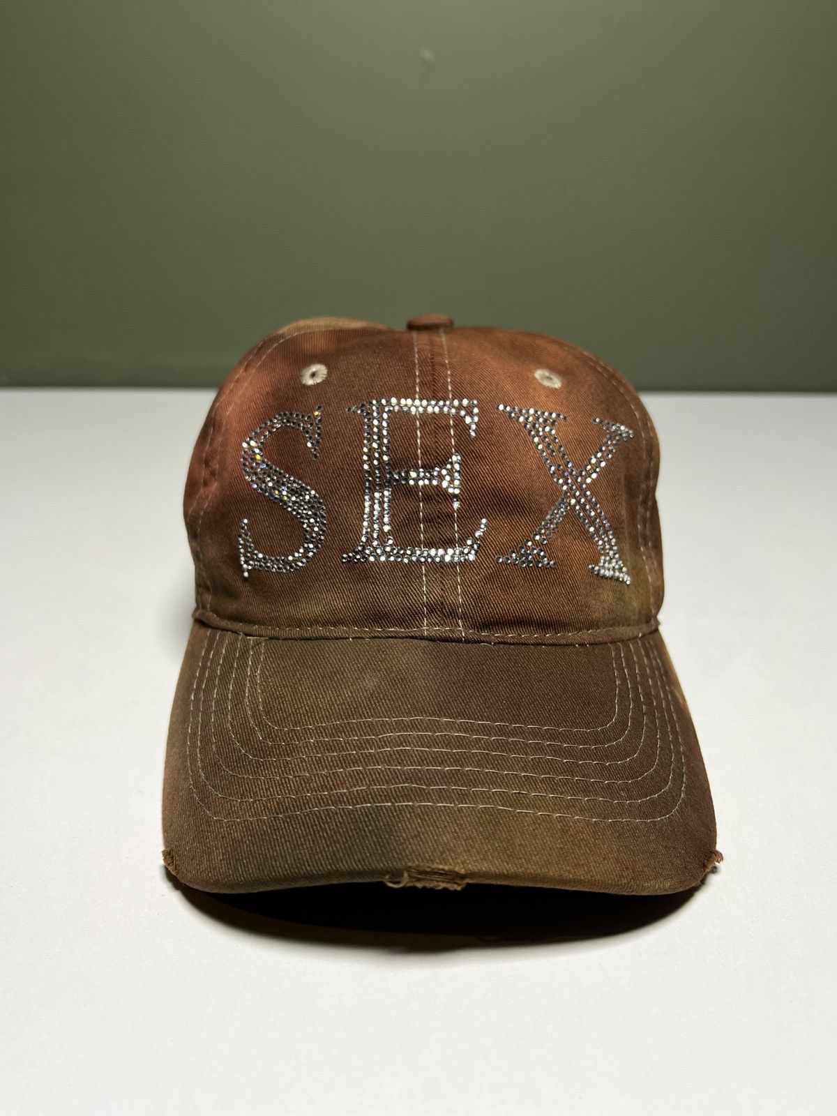 Seditionaries sex swarovski 6 panel cap Size ONE SIZE - 1 Thumbnail