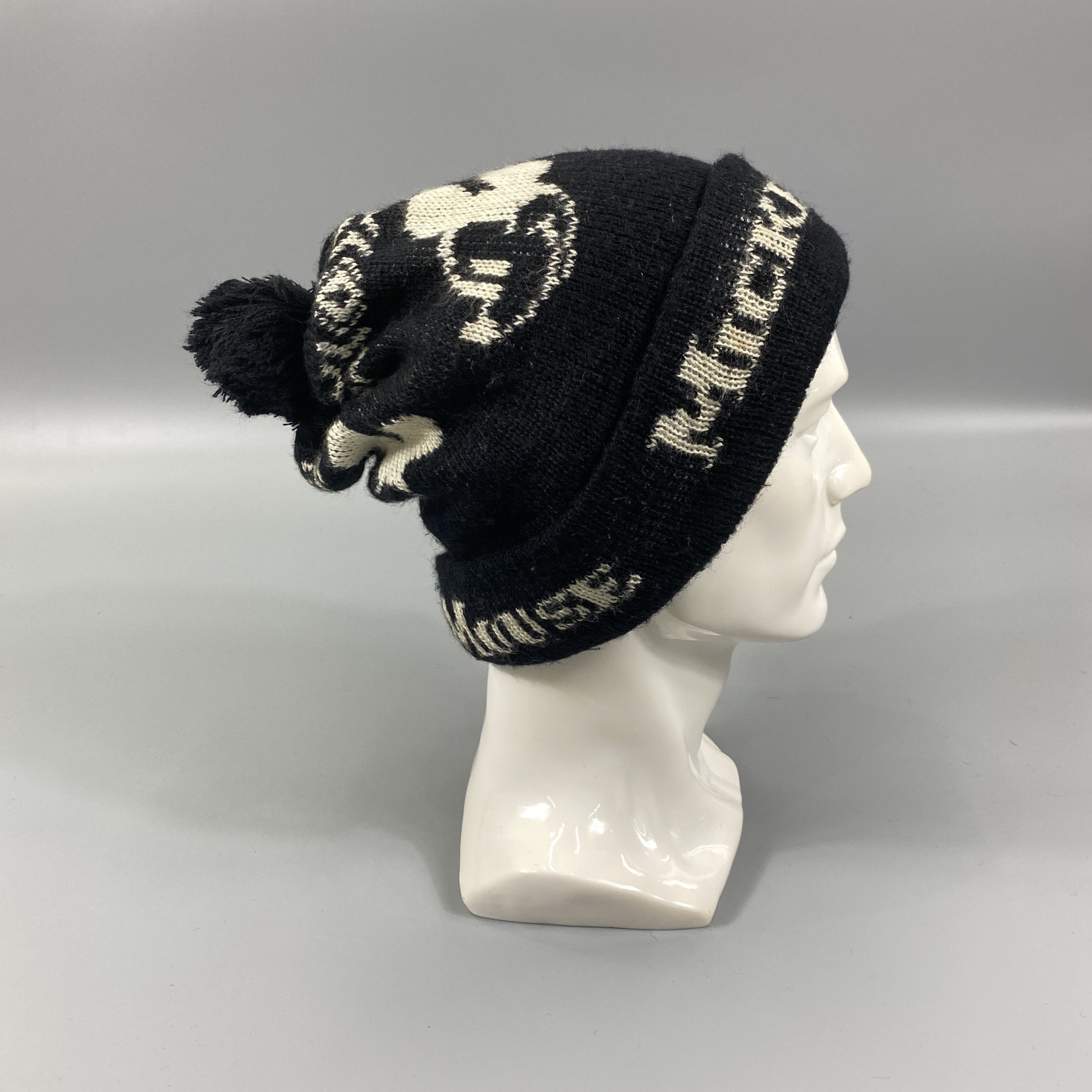 Mickey Mouse Mickey Mouse Snow Cap Beanie Hat -BN1047 Size ONE SIZE - 4 Thumbnail