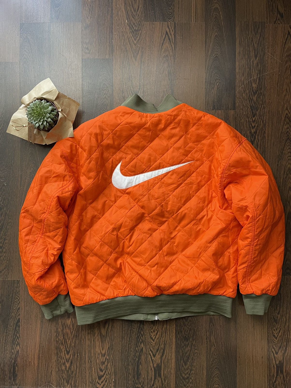 image of Nike Two-Sided Bomber Jacket in Khaki, Men's (Size Medium)