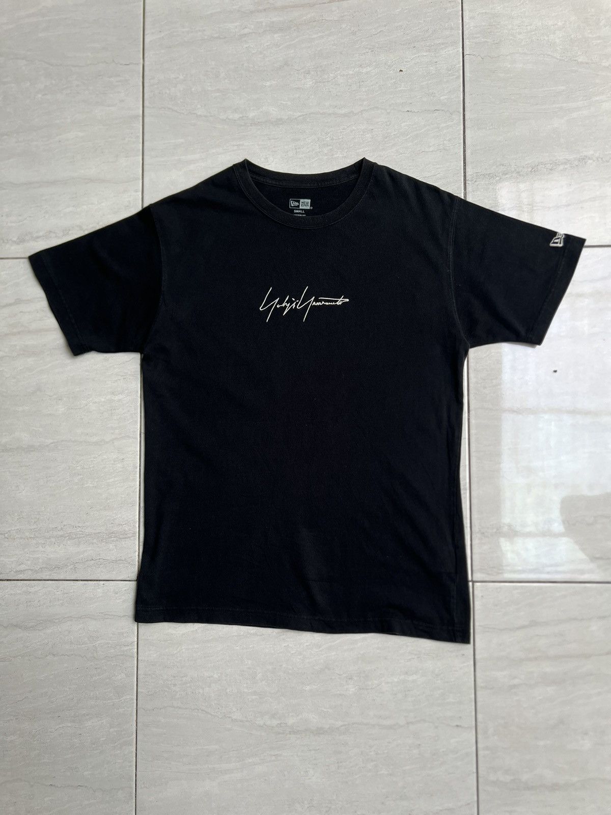 トップス yohji yamamoto POUR HOMME newera t-shirt Yohji Yamamoto Pour Homme x New Era T-shirt