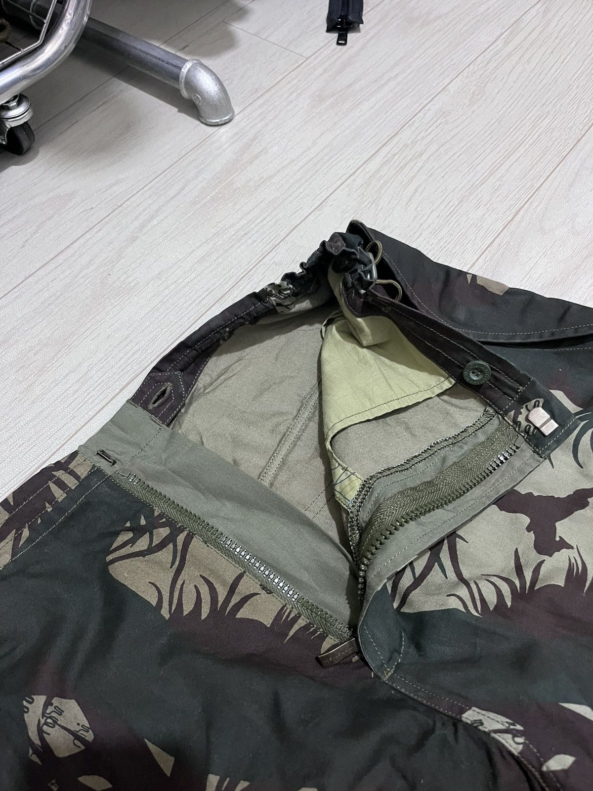Futura × Maharishi 2002 Maharishi futura m65 type Size US 32 / EU 48 - 14 Thumbnail