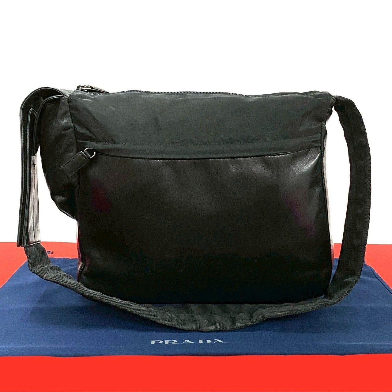 Prada Prada Shoulder Bag Black Leather Size ONE SIZE - 1 Thumbnail