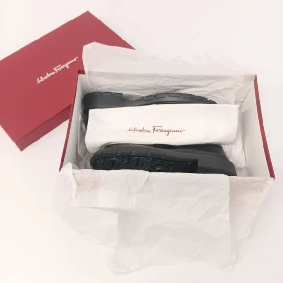 Salvatore Ferragamo Ferragamo Women's Embossed Logo Leather Loafers - Size 6 Size US 6 / IT 36 - 14 Thumbnail