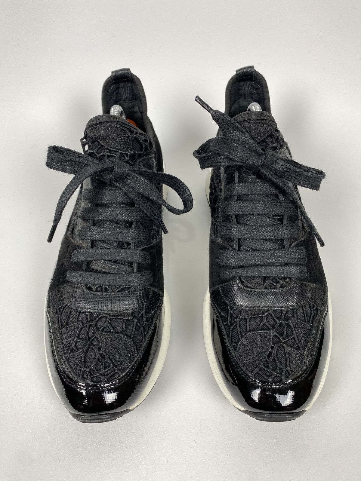 Salvatore Ferragamo Salvatore Ferragamo Efron Lace Sneakers size 7 Size US 7 / IT 37 - 2 Thumbnail
