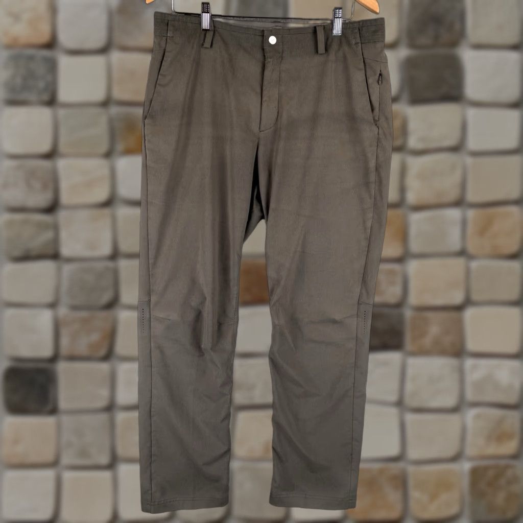 Nike Nike Tiger Woods Collection Pants Mens 34x32 Olive Golf Performance Vented READ Size US 34 / EU 50 - 1 Thumbnail
