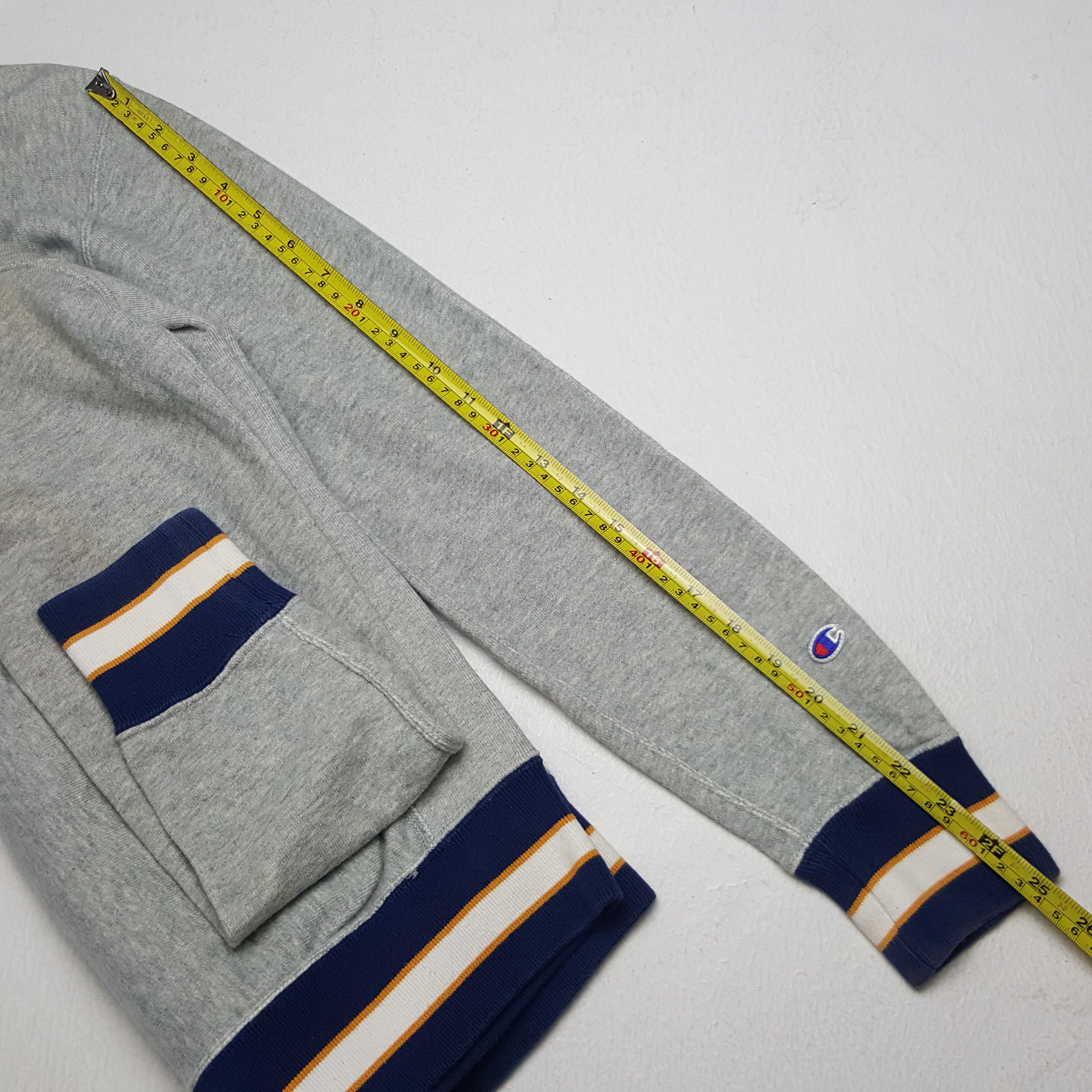 Champion × Japanese Brand × Vintage Vintage Champion Xgirl Athletics Japanese Style Hoodies Size US S / EU 44-46 / 1 - 7 Thumbnail