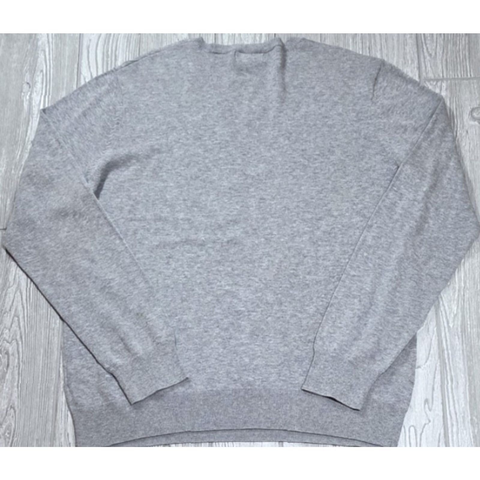 Banana Republic VINTAGE Banana Republic Sweater Mens L Gray Argyle Diamond Long Sleeve Cotton V-Neck Pullover Knit Shirt Men Size US L / EU 52-54 / 3 - 5 Thumbnail