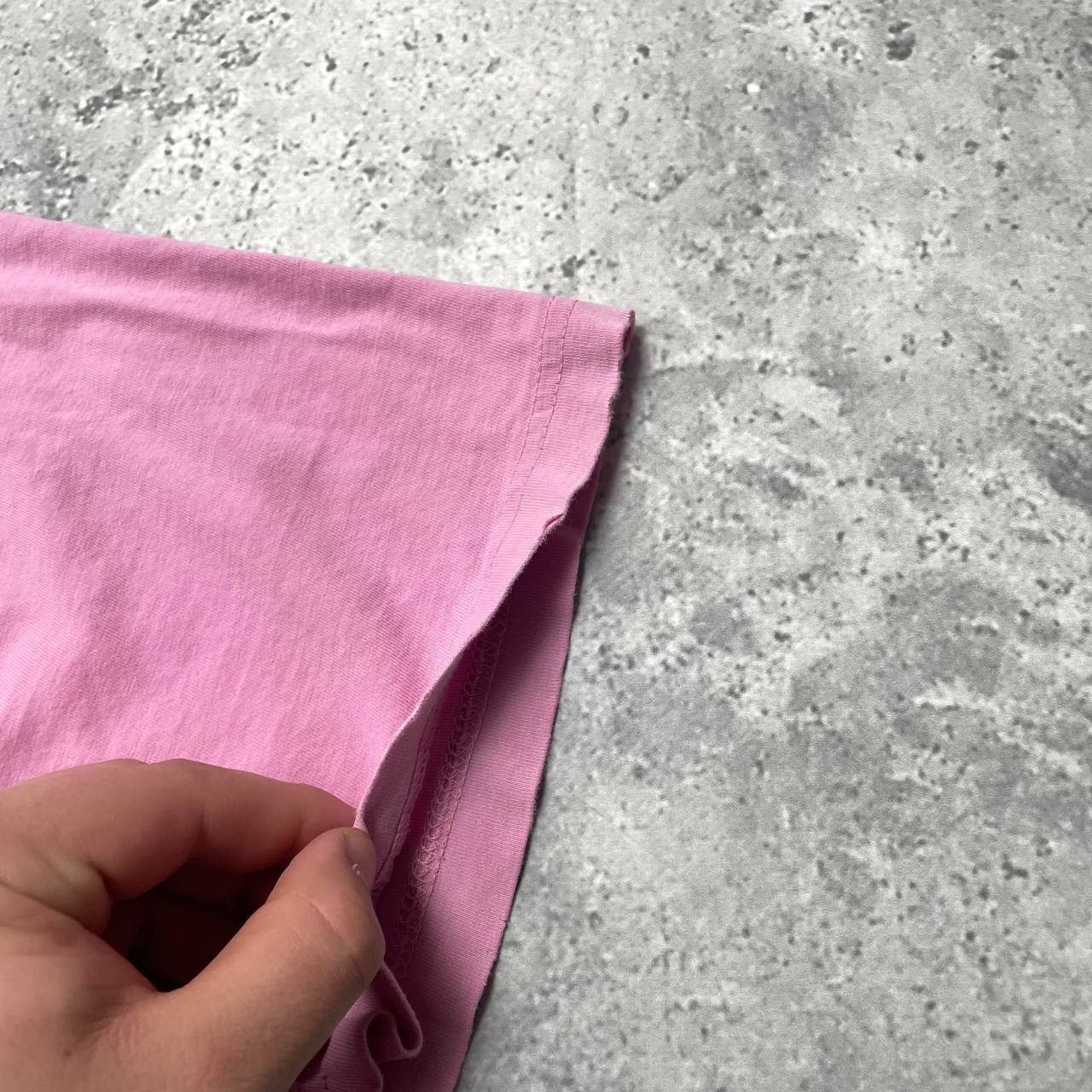 Vintage Vintage Y2K FBI Quote Thrashed T Shirt Faded Pink Size L Size US L / EU 52-54 / 3 - 8 Thumbnail